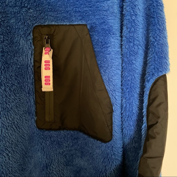 UGG Niko Sherpa Fleece Pullover Sweatshirt - Picture 10 of 11